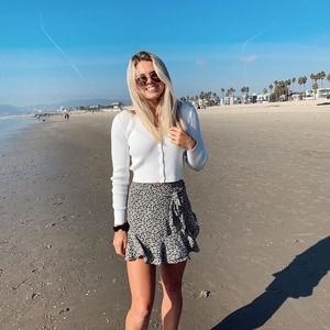 Meet your Posher, Lauren